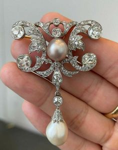 Brooch Jewelry 1stdibs, Art Deco Pearl Earrings, Antique Wedding Jewelry, Edwardian Jewelry, Antique Brooches, Sterling Silver Brooch, Vintage Style Jewellery, Diamond Brooch, Natural Pearl