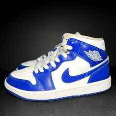 Size 7.5 Women's 100% Authentic Trusted Seller With Excellent Reviews Check Pictures For Condition Ships Within 24 Hours Of Purchase Delivered To Your Doorstep In 2-5 Business Days Jordan 1 Mid Kentucky Blue, Air Jordan 1 Women, Nike Jordan Shoes, Shoes Size 7, Shoes Womens