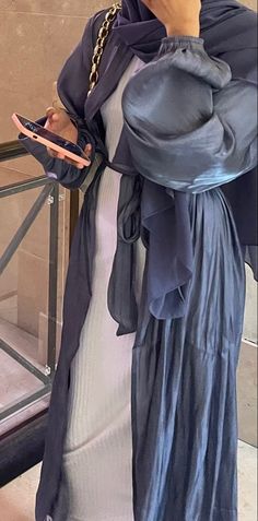 Stylish Abaya, Black Hijab, Hijabi Fits, Stile Hijab, Tutorial Hijab, Mode Zara, Hijab Trends