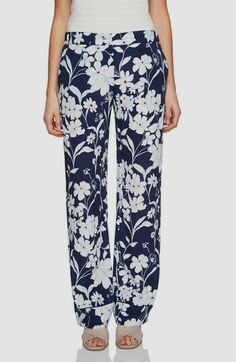 $140 1.State Women's Navy Blue High Rise Floral Print Casual Pants Size 2 Description High rise. True to size. DETAILS & CARE Wearing a print on your bottom half is a bold move, but these pants make it easy with their drapey fabric and fluid fit. 31" inseam; 19" leg opening; 11" front rise; 17" back rise (size 8) Zip fly with button closure Side-seam pockets; back patch pockets 100% rayon Machine wash, line dry Imported About Us We sell only 100% authentic clothing from new with tags to gently u Print Pants, Printed Pants, Navy Women, Casual Pants, Floral Print, High Rise, Size 2, Floral Prints, Navy Blue