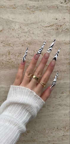 Xxxl Stiletto Nails, Xxl Nail Designs, Xxxl Nails, Big Nails, Xxl Nails, Stilleto Nails Designs, Neon Nail Designs, Youtube Success, Cute Acrylic Nail Designs