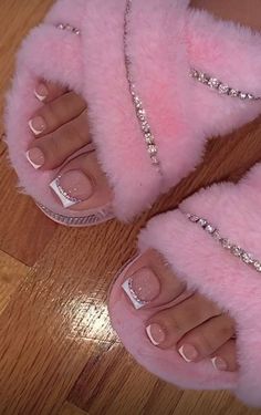 Pedicure Ideas Pink And White, Gems On Pedicure, Cute Toenails Pedicures, Pink Acrylic Pedicure, Toes Ideas Pedicures, Acrylic Pedicure Ideas, Cute Feet Nails Toenails, Toe Nails Ideas Pink, Birthday Toes Nails Design