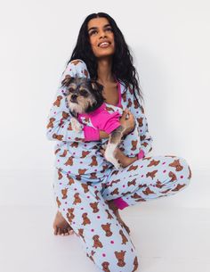 Our Women’s Two Piece Animal Pajamas are ideal for matching with the rest of the family, and staying comfortable during all those chilly nights. Its tagless labels create a scratch free experience while the soft cotton provides the utmost comfort. Our imported outfits consist of a long-sleeved shirt with elastic pants, both implementing ribbed cuffs to bolster the slim feeling. Wearers have many stylish designs to choose from such as penguin light blue, cow red, plus several others that match ea Girls Wedding Shoes, Soft Cotton Pajamas, Tuxedo Accessories, Animal Pajamas, Girls Gloves, Flower Girl Shoes, Girls Dress Outfits, Infant Flower Girl Dress, Comfortable Pajamas