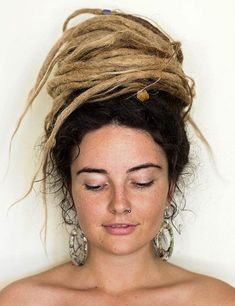 Find Your Perfect Hairstyle Inspiration: A Pinterest Journey Dreadlocks Girl, Natural Hair Bride, Dreads Girl, Beautiful Dreadlocks, Dread Hairstyles, Natural Hair Updo, Dreadlock Hairstyles