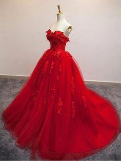 Red Quinceanera Dress With Tulle And Sweetheart Neckline, Red Tulle Quinceanera Dress For Debutante Ball, Red Tulle Quinceanera Dress For Wedding, Red Ball Gown With Fitted Bodice For Wedding, Red Quinceanera Dress With Fitted Bodice For Wedding, Red Ball Gown With Sweetheart Neckline And Sweep Train, Red Strapless Wedding Gown, Red Strapless Ball Gown For Wedding, Red Strapless Gown For Quinceanera