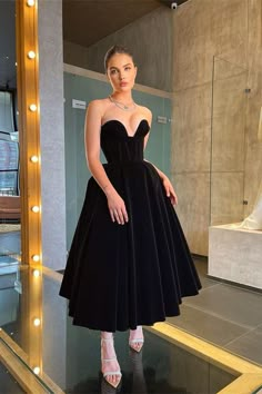 Get inspired by this Black Little Black Dress Tea-Length Prom Dress PD0498, available in 70+ colors & all sizes, fast delivery worldwide, shop today. Tea Length Prom Dress, Velvet Evening Dress, Looks Pinterest, A Line Evening Dress, Sweetheart Prom Dress, Black Prom Dress, Black Prom, Dress Dusty, Tea Length Dresses