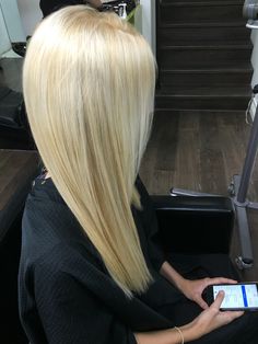 Half head foils and high lift tint also a half head of extensions to make hair thicker and more lush. Done in my Broadbeach salon Natural Blonde Color, Make Hair Thicker, Middle Aged Woman, Make Hair, Middle Aged Women, Natural Blondes, New Hair Colors