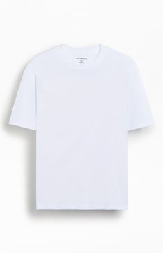 Introducing the Basic Oversized T-Shirt from PS Basics, the epitome of effortless style and comfort. With its classic crew neckline and short sleeves, it offers a timeless look. Boasting an oversized fit and solid color design, it's the perfect staple piece for versatile and relaxed everyday wear.


	Crew neckline
	Short sleeves
	Oversized fit
	100% Cotton
	Machine washable