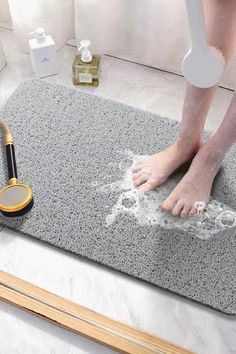 No more slippery, moldy bath mats Nonslip Bathtub Mat, Shower Mat Ideas, Disney Inspired Nursery, Shower Floor Mat, Large Bathtub, Shower Mats, Bathroom Floor Mat