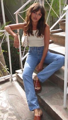 22 Ways To Style Baggy Jeans As A Fashionista - 174 Ways To Style Baggy Jeans, Style Baggy Jeans, Classy Fashion, Classy Women, Mode Inspiration, Fit Inspo, Spring Summer Outfits, Baggy Jeans, Outfits Aesthetic