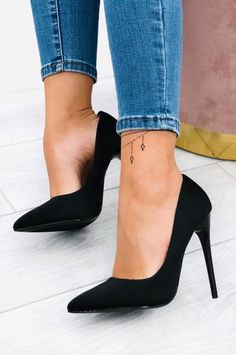 All Black Shoes, Elegant Shoes, Casual Heels