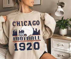 Vintage Chicago Football Sweatshirt Retro NFL Chicago - Etsy Nfl Girlfriend, Football Pregnancy Announcement, Football Game Outfits, Noter Dame, Football Gender Reveal, Gifts For Expecting Dads, Game Day Sweatshirt, Football Sweater, Tennessee Football