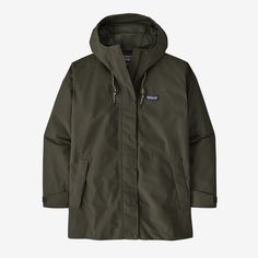 Fall Hiking Raincoat, Patagonia Functional Outerwear, Patagonia Fall Hiking Outerwear, Patagonia Outerwear For Hiking In Fall, Functional Patagonia Outerwear, Patagonia Outerwear For Fall Hiking, Patagonia Casual Outdoor Outerwear, Patagonia Casual Outerwear For Hiking, Casual Patagonia Outerwear For Hiking