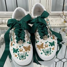 Emerald Green Quinceañera Shoes, Emerald Green Quince Vans, Quince Custom Shoes, Green And Gold Quinceanera, Quince Heels Green, Custom Quince Shoes Vans, Quince Court, Emerald Green Quinceanera Theme, Green Quinceanera Theme