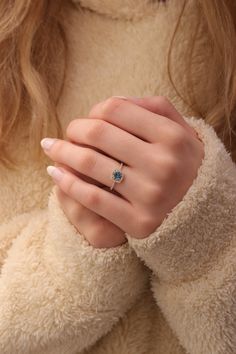 "14k & 18k Genuine 5MM London Topaz With Diamond Ring / Gold London Topaz Ring Available in Gold, Rose Gold and White Gold ❥ ITEM DETAILS ---> Gold Color of Choice : Yellow Gold, Rose Gold, White Gold ---> Material : 14k ( 585 ) or 18k ( 750 ) Real Gold. It is Not Gold Filled or Gold Plated ---> Made to order ---> Band Thickness : 1.40 mm ---> Band Width : 1.70 mm ---> London Topaz Cut: Round Cut ---> Size of London Topaz: 5 mm ---> Clarity : H color VS/SI ---> Dia 14k Gold Topaz Ring Gift, Halo Diamond Ring Gift, Round Cut, Halo Diamond Ring Gift Round Cut, Round Cut Halo Diamond Ring Gift, 14k Gold Topaz Birthstone Ring Gift, Blue Topaz Jewelry With Halo Setting For Gift, Blue Topaz Jewelry With Halo Setting As A Gift, Rose Gold Topaz Gemstone Ring As Gift, Heirloom Topaz Birthstone Ring As Gift