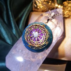 【Size】 Diameter: 3.8cm Nacklace (adjustable): 46-66cm /18-25 in ◆Handmade item ◆Can be personalized ◆Made to Order 【Materials】 Pyrite, Amethyst, Copper, Iron, Resin, hydrocarbons, scrap metal, rose quartz, garnet, imported mineral, wavelithium borohydride, gold foil, quartz,vibration frequency, energy symbols All of my items have been spiritually cleansed and infused with love and light. This ensures a high vibrating energy device. When we choose crystals, and gem stone healing jewelry they vibrate an energy, as we connect to that energy we naturally match its vibration and that's how the healing begins. The higher the vibration of the item the better your experience will be! 【What is Orgone Energy?】 Orgone Energy is created by blending two materials with opposing magnetic spins while stim Energy Symbols, Infused With Love, Vibration Frequency, Energy Generator, Orgone Energy, Crystal Energy, Stone Healing, Healing Jewelry, Quartz Rose