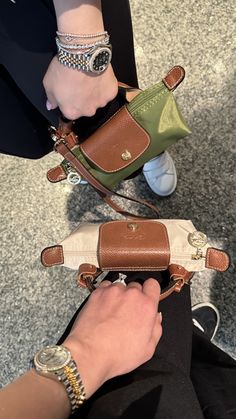 #longchamp Crochet Bag With Wooden Handles, Mini Longchamp Bag, Longchamp Bag Outfit, Bag With Wooden Handles, Longchamp Mini, Bag Longchamp