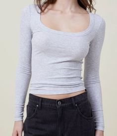 Cotton on $15 xl Scoop Neck Long Sleeve, Crop Top Tees, Basic Long Sleeve, Scoop Neck Top, Womens Clothing Sizes, Grey Long Sleeve, Cotton On, Dad To Be Shirts, Cute Tops