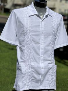 ELEGANT GUAYABERA 100% LINEN! WHITE color, with white silk thread beautiful and elegant embroidery.                                 This GUAYABERA is a must in any man's closet!  Casual Pueblo shirt, is by artisans in Mexico  30 % linen  70 % Cotton Short Sleeve Two front bottom pockets Open bottom hem for more comfortable wear This is the perfect guayabera for any occasion! Guayabera Outfit, Vacation Wedding, Casual Dress Shirt, Shirt Elegant, Men Closet, Elegant Embroidery, Linen White, Character Sketches, Fashion Suits