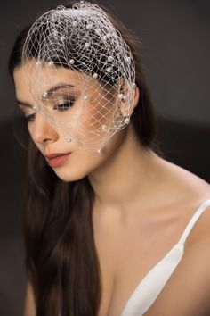 This birdcage veil made of high quality mesh with pearls scattering. The mesh in combination with pearls will add mystery and lightness to your look.   Colors: Lt Ivory, White This headdress is a good idea for wedding, bachelorette, masquerade, 1920s Party, Fashion Show and coctail hat. Tulle Headband For Wedding, Elegant Wedding Veil Made Of Net, Elegant Wedding Veil In Net Material, Elegant Wedding Veil In Net, Elegant Net Wedding Veil, Wedding Tulle Headband, Bandeau Veil, Veil Alternative, Veil Comb