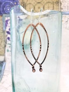 Teardrop Copper Hoop Earrings For Pierced Ears, Copper Teardrop Hoop Earrings With Ear Wire, Adjustable Minimalist Copper Earrings, Minimalist Copper Earrings With Ear Wire, Hypoallergenic Copper Hoop Earrings, Framed Jewelry, Jewelry Hippie, Bar Jewelry, Mixed Metal Jewelry