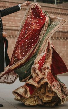 Bridal Lehenga Night Wedding, South Asian Aesthetic, Bridal Mehendi Designs, Royal Aesthetic, Afghan Fashion, Desi Fashion Casual, Desi Aesthetic, Fancy Wedding Dresses