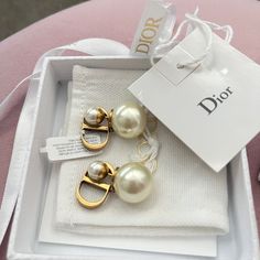 Brand New , Never Worn, Please Don’t Low Ball And Purchase Receipt From Dior.Com Is Provided Luxury Elegant Earrings, Prada Jewelry Earrings, Luxury Earrings With Vs Clarity For Gift, Luxury Vs Clarity Earrings For Gift, Luxary Earrings, Dior Accessories Jewelry, Dior Earrings Pearl, Unique Christmas Decorating Ideas, Dior Pearl Earrings