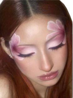 Studio Ghibli Halloween, Dreamy Makeup Look, Ghibli Halloween, Makeup Ideas Drawing, Whimsical Makeup, Makeup Moodboard, Dreamy Makeup, Drawing Summer, Vampire Bride