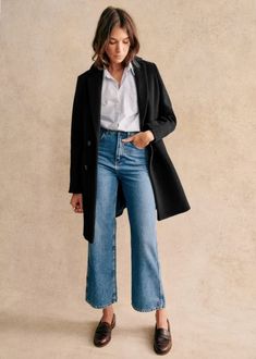 Le Crop - Denim - GOTS organic cotton - Sézane Style Parisienne, Paris Mode, Moda Paris, Black Blazer, Cropped Denim, Mode Inspiration, Mode Style