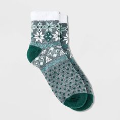 Stay warm and comfy with these Women's Snowflake Double Lined Cozy Ankle Socks from Auden™ in Charcoal Heather/Dark Green 4-10. Made with lightweight knit fabric, they are perfect for keeping your feet toasty without feeling bulky. The easy wash-and-care design makes them super convenient. Whether lounging at home or on the go, these socks are a great everyday pick. Auden™: Fit for you in every way. Feather Yarn, Sock Shop, Lightweight Knit, Ankle Socks, Socks And Hosiery, Teal Green, Socks Women, Hosiery, Stay Warm