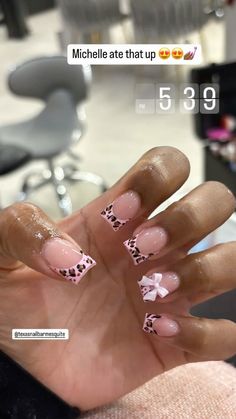 Pink cheetah nails Cheetah Print Nails With Bow, Cheata Print Nails French Tip, Green Cheetah Print Nails, Short Animal Print Nails, Cherry Cheetah Nails, Short Leopard Nails, Cheetah Print French Tip Nails, Pink Animal Print Nails, Pink Cheetah Print Nails