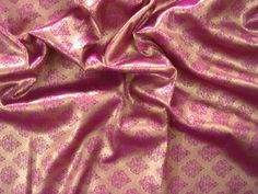 Banarasi Dress, Gold Brocade Fabric, Banarasi Brocade, Scrapbook Images, Gold Brocade, Saree Border, Indian Fabric, Gold Lace, Brocade Fabric