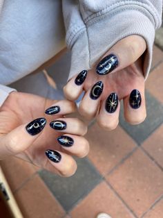 Night Nail Art, Designs Y2k, Nails Spooky, Nail 2022, Taylor Swift Nails, Spooky Nail, Navy Nails, Witch Nails, Nails Y2k