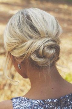 RX_1709_Wedding Updos for Bridesmaids_Simple Chignon Prom Hair Updo Elegant, Twisted Bun, Easy Updos For Long Hair, Prom Hair Updo, Chignon Hair, Short Hair Bun, Hair Bun Tutorial, Cool Short Hairstyles, Long Hair Wedding Styles