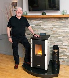 Joe Gallagher from Westmeath had the Stanley SOLIS K50 Pellet stove installed in his home over 18 months ago. ‘We had an open fire before and burnt coal and briquettes. You can imagine we went through a lot of briquettes and coal!’ Open Fire