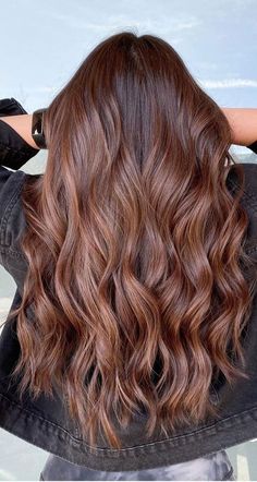 Melted Caramel, Cinnamon Hair Colors, Brown Hair Trends, Brown Hair Color Shades, Cinnamon Hair, Reddish Brown Hair