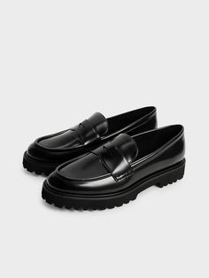 Sepatu Loafers Pria, Chunky Shoes Outfit, Chunky Penny Loafers, Gents Shoes, Penny Loafers Men, Loafers Outfit, Chunky Loafers, Best Shoes For Men, Chunky Shoes