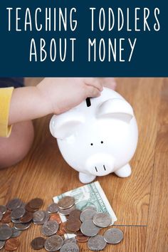 Teaching financial literacy to toddlers and preschoolers can be fun and engaging with these teaching money activities and ideas. Read here on how to help your toddlers and preschoolers develop money skills and even budgeting! Try these activities out today! Teaching Money Activities, Literacy Activities Preschool, Money Activities, Problem Solving Activities