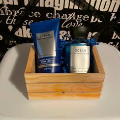 Bath & Body Ocean Mens Lotion And Shower Gel. Nice Gift For A Young Man In College Or High School. Mens Shower Products, Blue Gift Basket Ideas, Men Bath And Body Works, Bath And Body Works Set For Men, Men Body Lotion, Blue Gift Basket, Mens Lotion, Men’s Body Wash, Bathroom Baskets