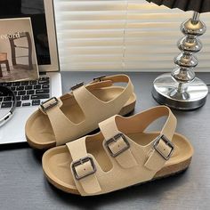 Platform Buckled Sandals Size 35 36 37 38 39 40 Heel Height 3 3 3 3 3 3 measurement is cm.Product Information Material: Suede Color: Camel Kawaii Shoes, Buckle Sandals, Trendy Fashion Women, Mozambique, Platform Sandals, Daily Fashion, Summer Outfit, Mary Janes, Camel