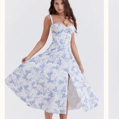 House Of Cb Xs Summer Maxi Dress Sold Out On Website Beautiful Dress Bnwt New With Tags, Never Worn! Just Didn’t Fit Me. Bustier Corset Dress Blue And White Floral Dress Summer Dre, Elegant Midi Dresses, Corset Bustier, Chiffon Floral, Elegant Dresses Long, Dresses Backless, Bustiers, Spaghetti Strap Dresses, Denim Vest