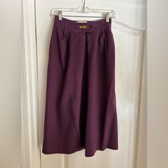 G Gucci Vintage Italian Wool Skirt Beautiful Maroon Color Maroon Color, Wool Skirts, Vintage Italian, Vintage Gucci, Womens Skirt, Gucci, Wool, Purple, Women Shopping