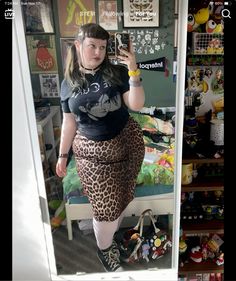 Alt Summer Outfits Plus Size, Plus Size Indie Sleaze, Plus Size Emo Fashion, Emo Plus Size Outfits, Fat Alternative Fashion, Punk Outfits Plus Size, Midsize Alternative Fashion, Mid Size Grunge, 2000s Fashion Outfits Plus Size