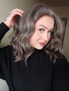 Copper Highlights On Grey Hair, Naturally Grey Hair, Rogue Streak Hair, Grey Hair Young Women, Young Grey Hair Woman, Blending Highlights, Grombre Transition, Grey Hair Young, Silver Hair Ideas