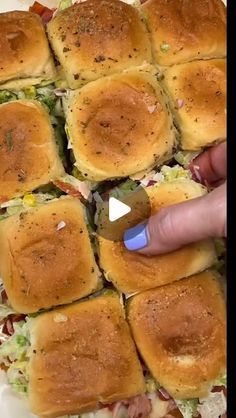 Italian Sliders, Slider Sandwiches, Moms Cooking, Cooking Cookies, Slider Recipes, Stuffed Banana Peppers, Wrap Sandwiches, Appetizer Snacks, Summer Recipes