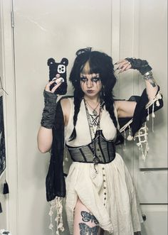 Caroline Carr, Traditional Goth, Style Scrapbook, Punk Hair, Vintage Goth, Alt Fashion, Goth Outfits, Alternative Outfits, Style Streetwear