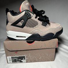 Size 7.5 Men's 100% Authentic Comes With Og Box Check Pictures For Condition Ships Within 24 Hours Of Purchase Delivered To Your Doorstep In 2-5 Business Days Nike Air Jordan 4 Retro Brown, Jordan Retro 4 Taupe Haze, Jordan 4 Retro Taupe Haze, Taupe Haze, Nike Air Jordan 4 Retro, Nike Air Jordan 4, Jordan 4 Retro, Air Jordan 4, Air Jordan 4 Retro