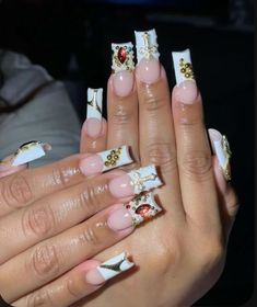 White Birthday Nail Ideas, White Chrome Nails Square, Pearl White Chrome Nails, Chrome Nails Square, Christ Nails, Nail Cam, White Chrome Nails, Kylie Nails, 20 Birthday