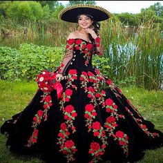 Black Quinceanera Dresses Mexican, Quinceanera Dresses Mexican, Black Quinceanera Dresses, Vestido Charro, Flower Prom Dress, Long Sleeve Ball Gowns, Ball Gowns Princess, Gown Pattern, Mexican Dresses