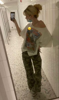 Camo Pants Aesthetic, Beachy Outfits, Fire Fits, Camo Pants, Fit Ideas, Cool Fits, Swaggy Outfits, 가을 패션, Fit Check